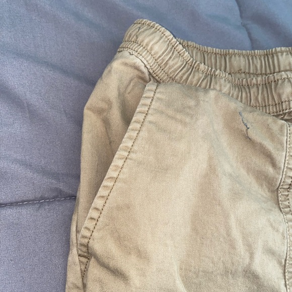 Free Planet tan shorts - Picture 3 of 4